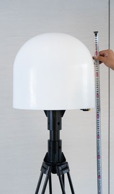 شراء DR200-AB جهاز ثابت للكشف عن الطائرات بدون طيار وتعطيلها مع مسح كامل لقطاع التردد 70MHz-6GHz تصنيع عبر الإنترنت